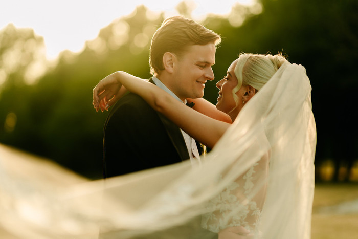 Collection 136 photo by Lindsay Isham